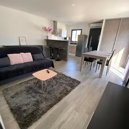 Maison Recente De 50 M2 Pour 4 Personnes * Porto-Vecchio (Corsica)